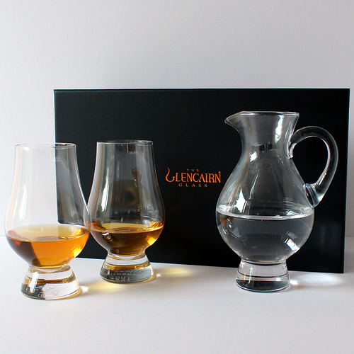 0020352_the-glencairn-official-whisky-glass-and-jug-set-2-glasses-1-jug