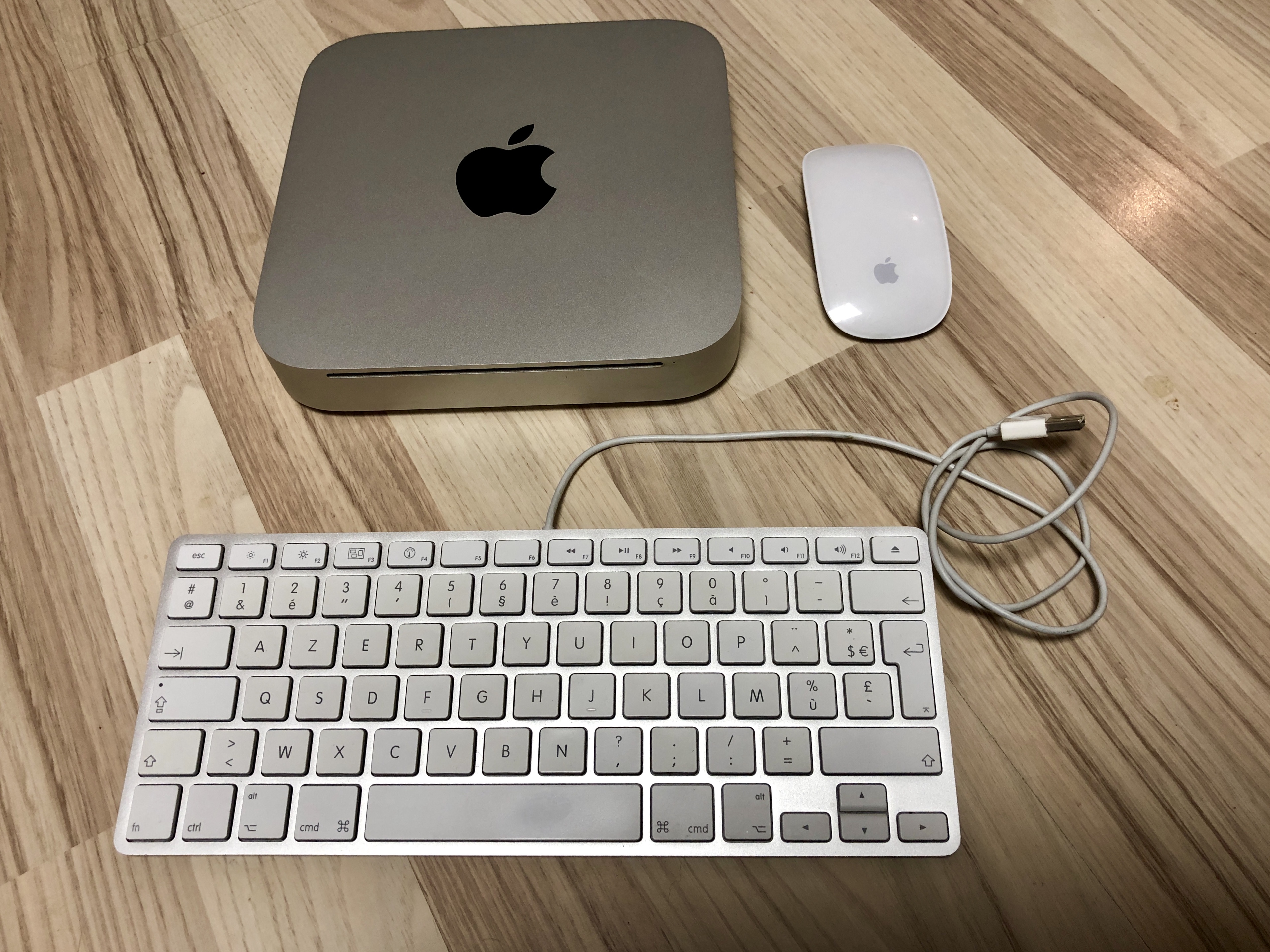 Mac Mini M2 : clavier, souris, écran quel équipement nous recommandons